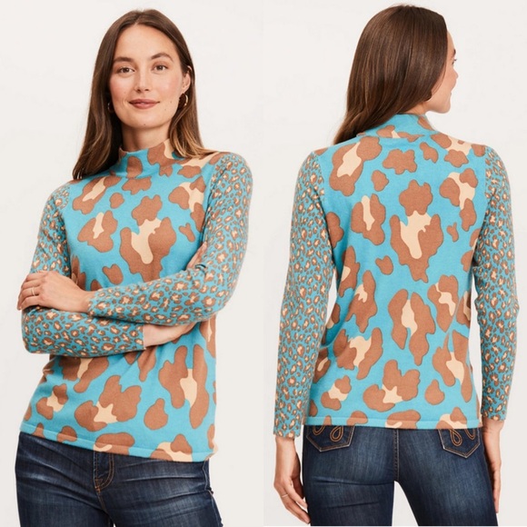 Tyler Boe Animal Print Blue and Tan Sweater Pullover Size Small - Picture 1 of 8